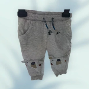 3/4 KRAŤASY - TEPLÁKOVÉ