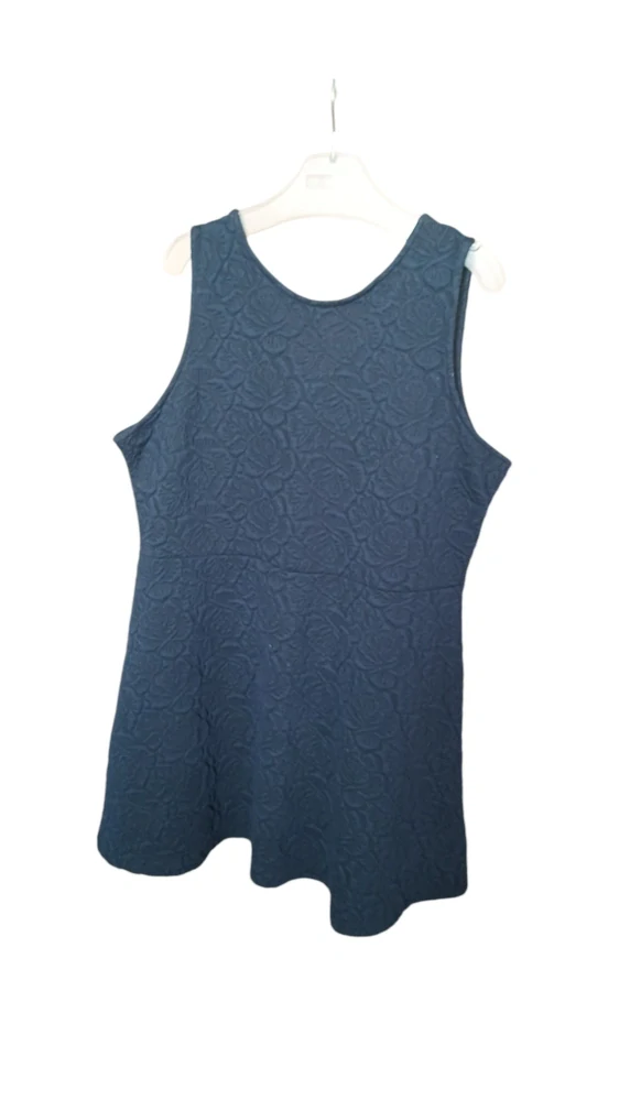 Dámské společenské šaty