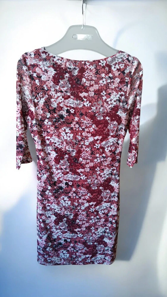 Dámské šaty dlouhý rukáv