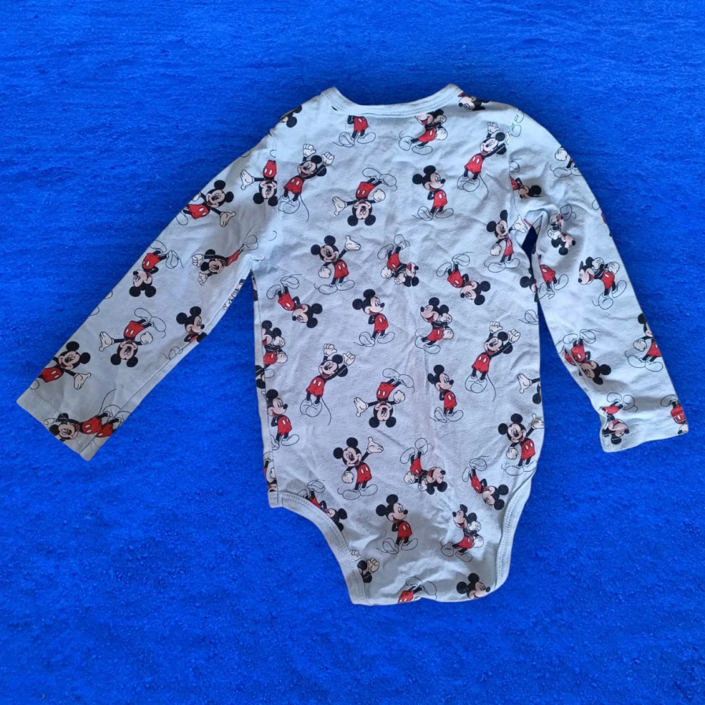 Klučičí body dlouhý rukáv