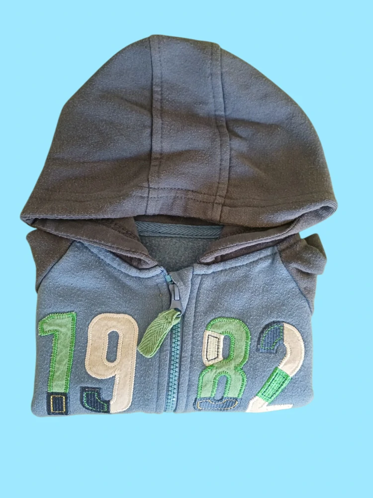 Klučičí mikina