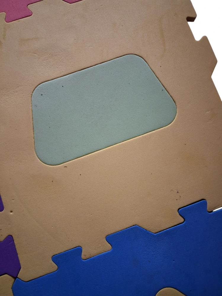 PĚNOVÉ PUZZLE TVARY