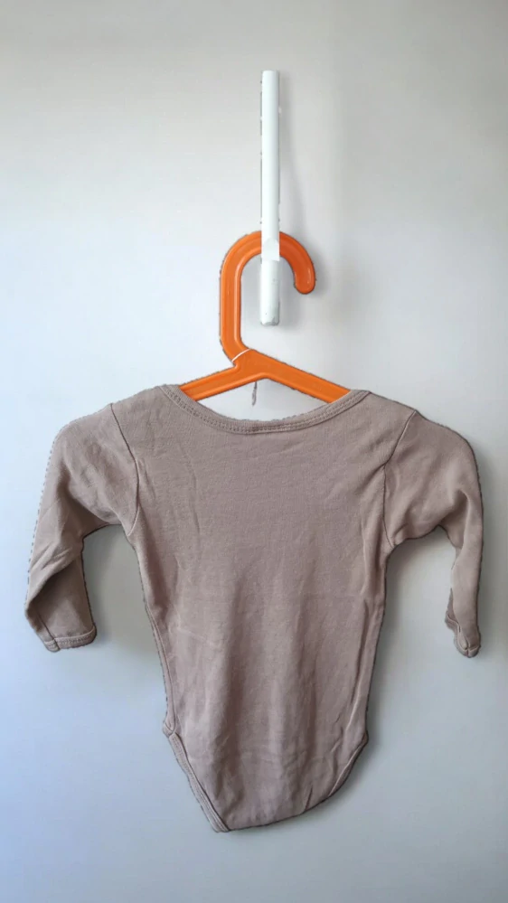 Klučičí body dlouhý rukáv
