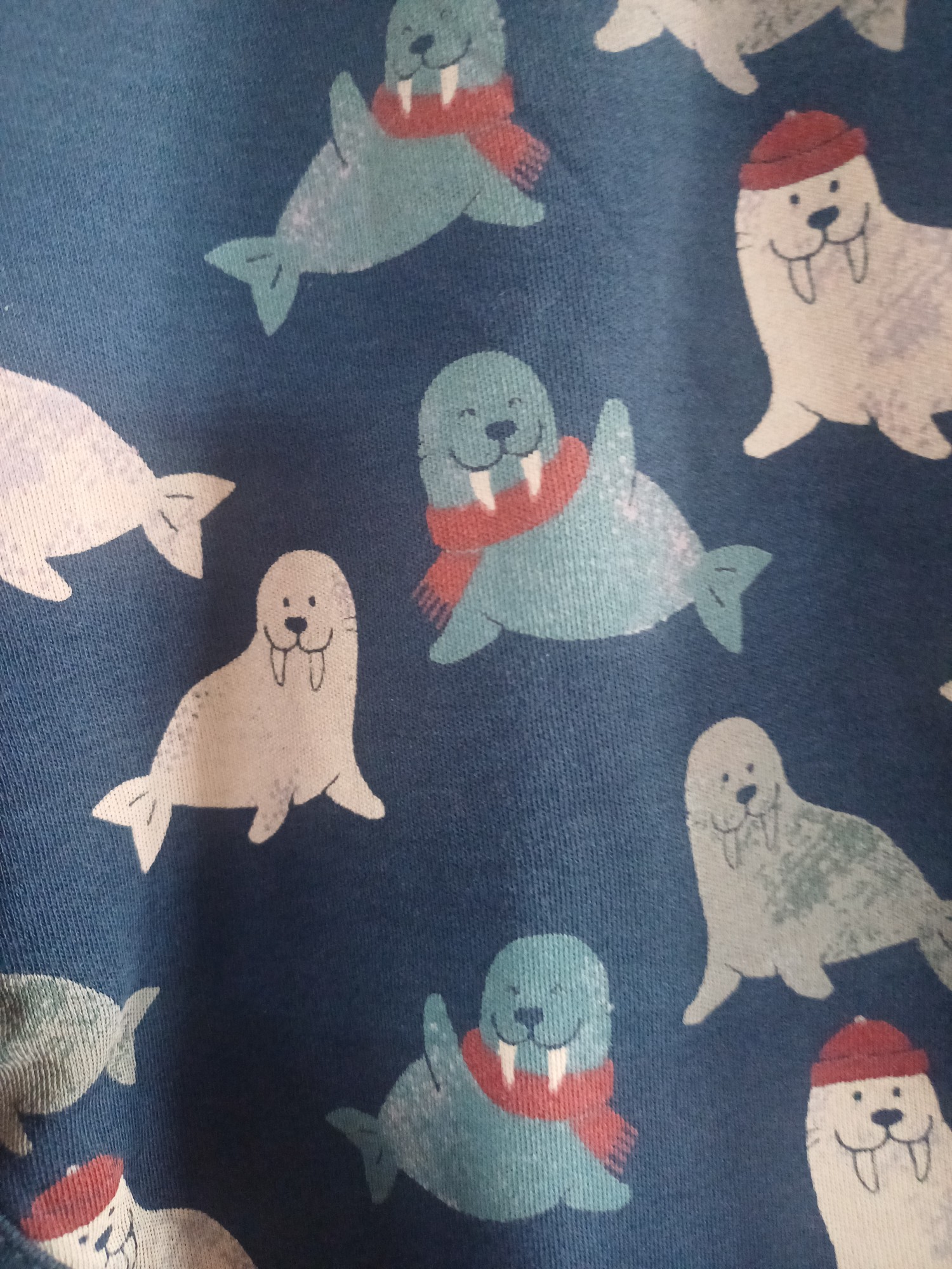 Klučičí body dlouhý rukáv