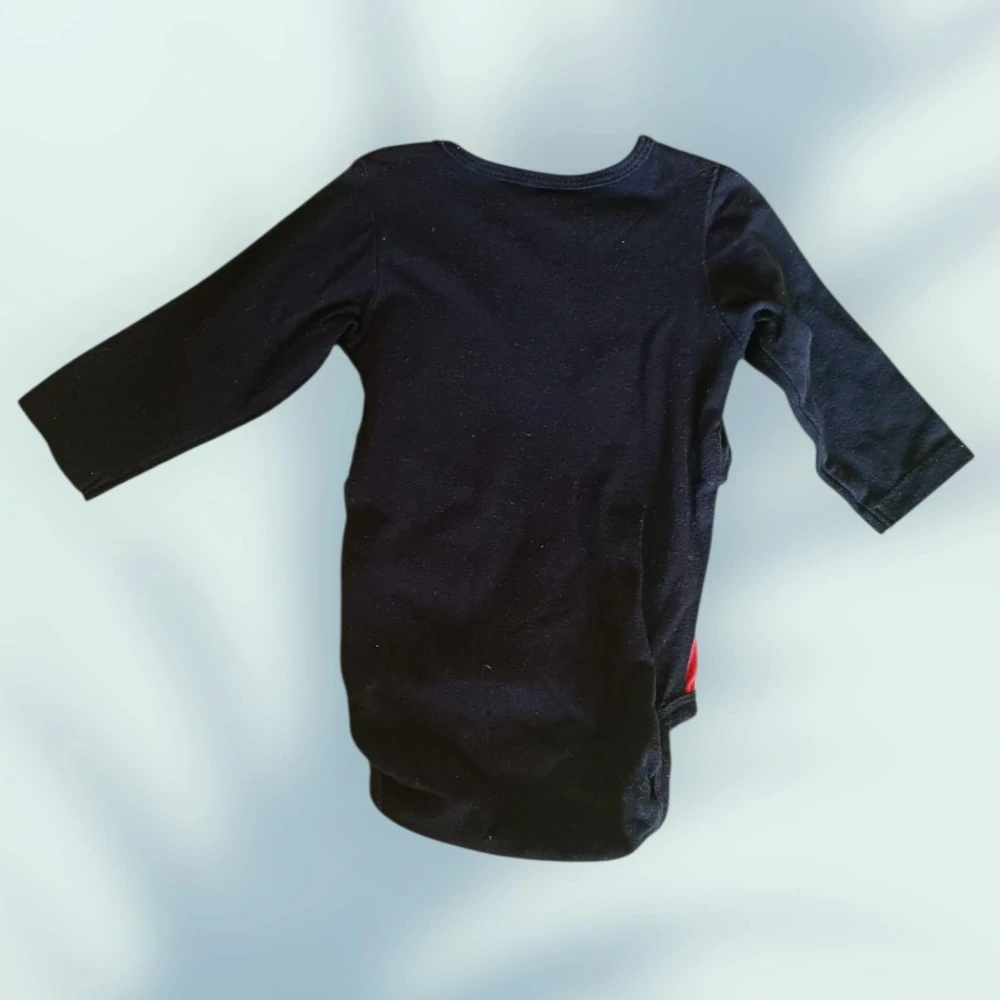 KLUČIČÍ BODY KOSTÝM TUČNÁK