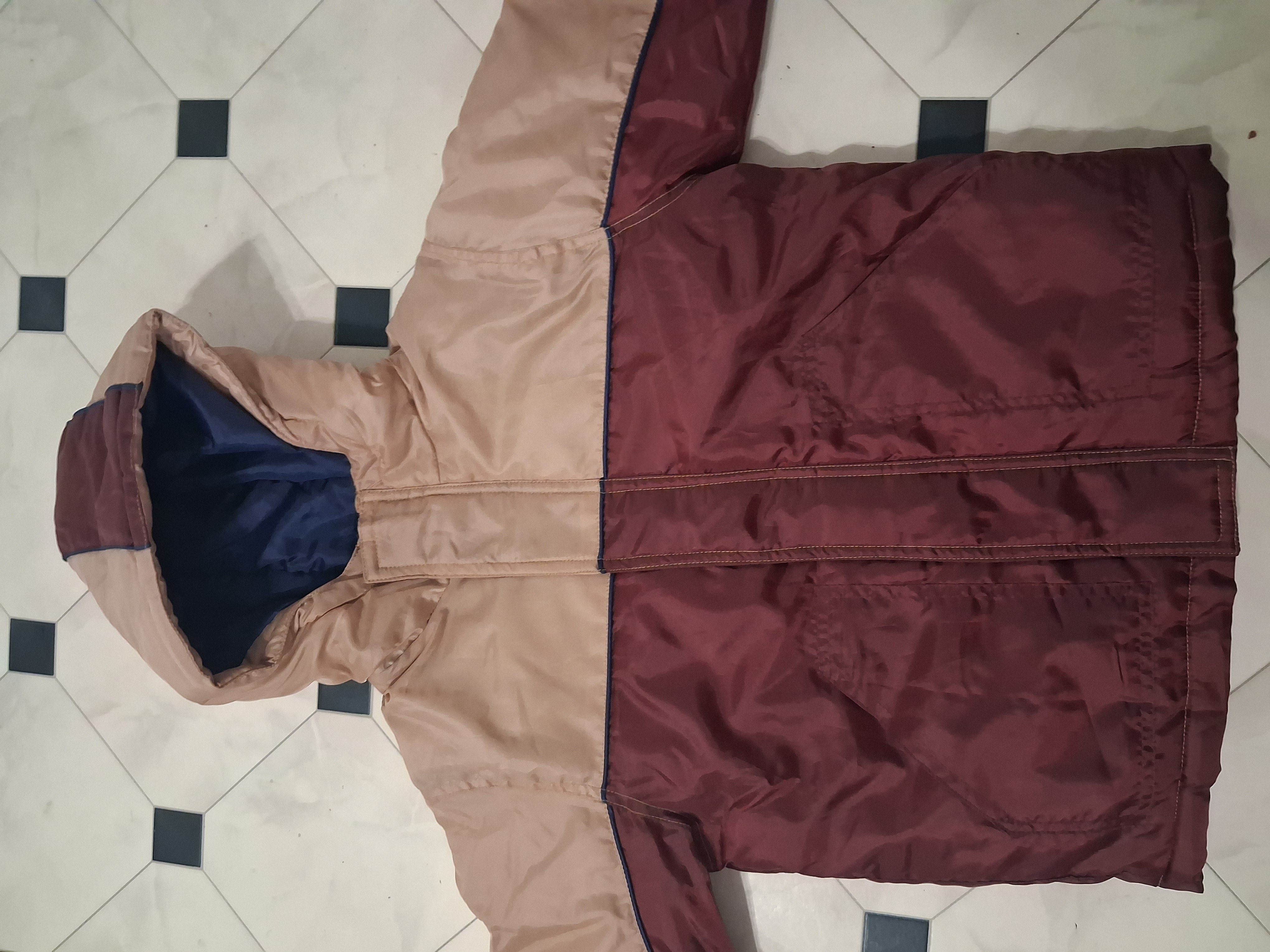 Klučičí zimní bunda s kapucí, vel. 110