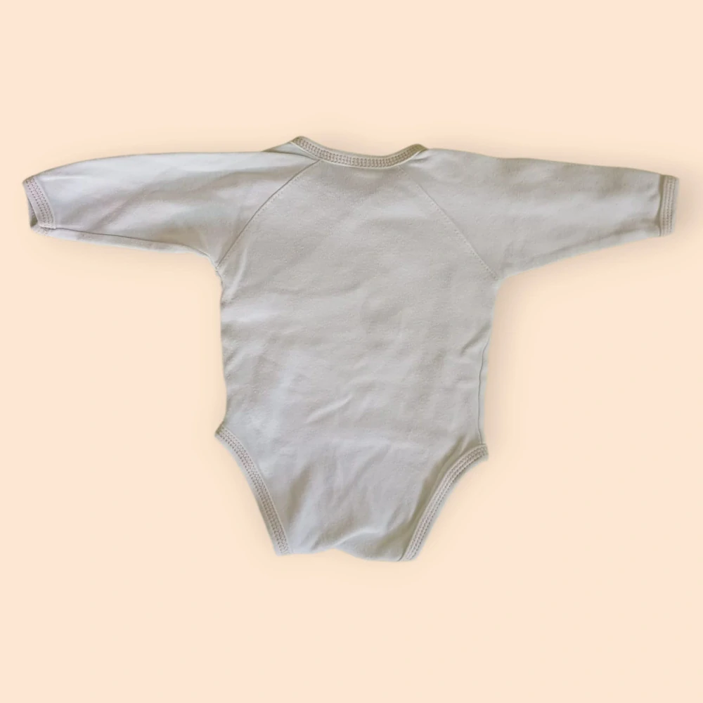 NEUTRÁL BODY DLOUHÝ RUKÁV