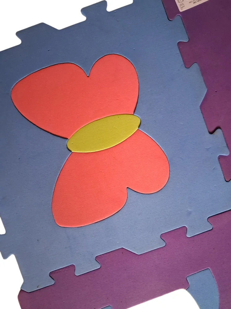 PĚNOVÉ PUZZLE TVARY
