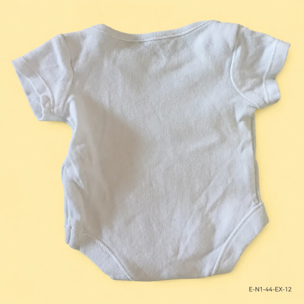 Neutrální body s krátkým rukávem, vel. 44