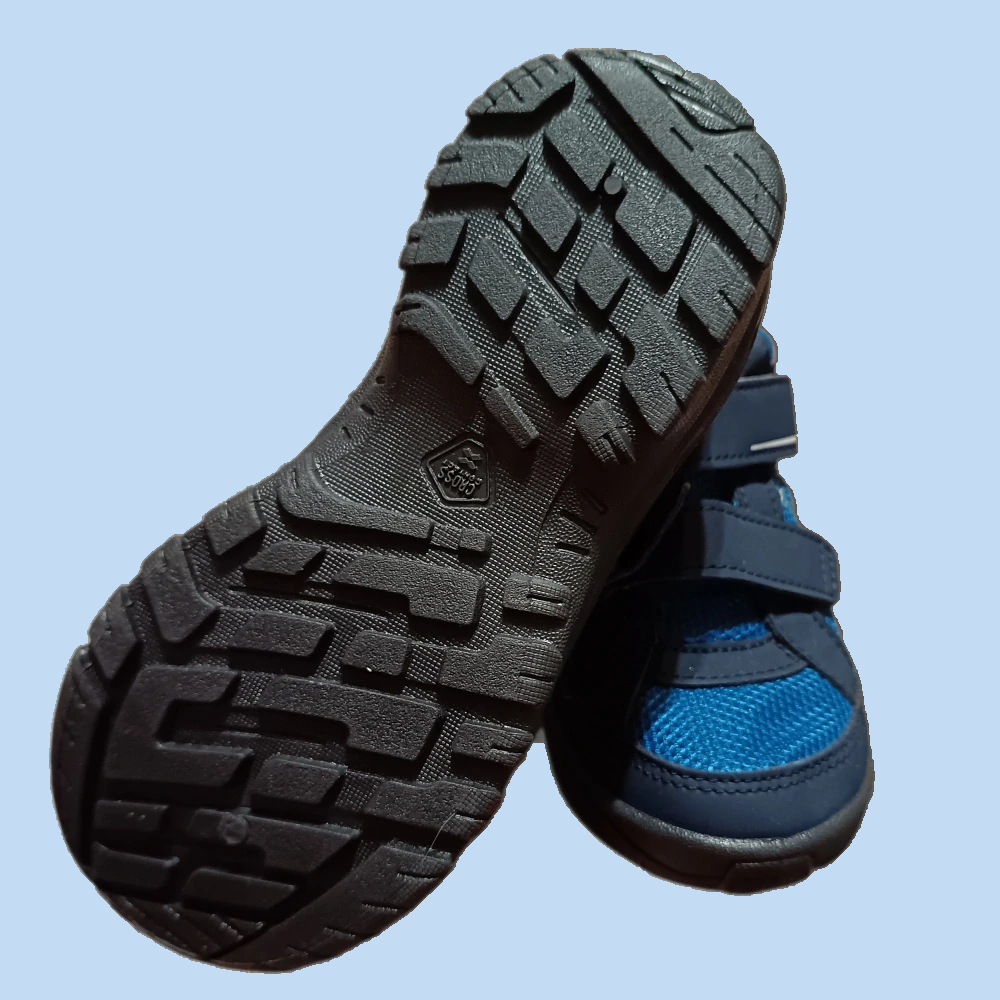 Klučičí modré outdoorové boty na suchý zip, vel. 31