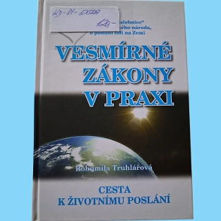 Vesmírné zákony v praxi
