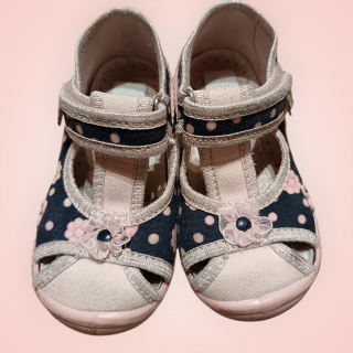 Dívčí přezuvky