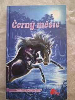 Černý měsíc