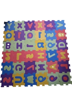 PĚNOVÉ PUZZLE ABECEDA
