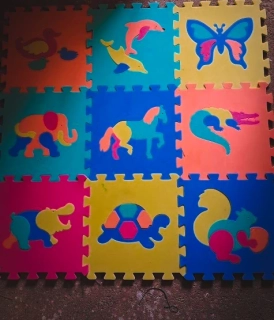 PĚNOVÉ PUZZLE BAREVNÁ ZVÍŘÁTKA